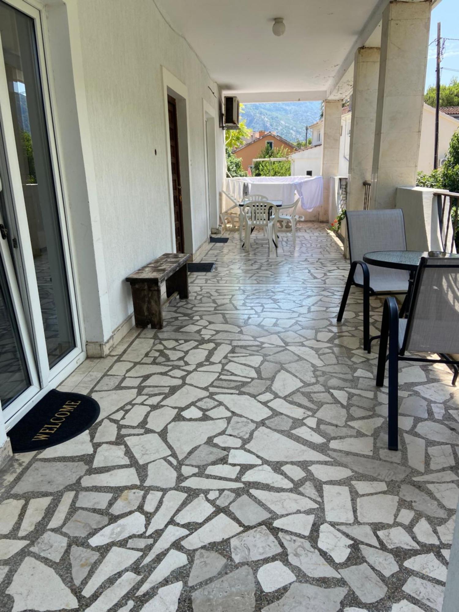 Apartments Ivanisevic Kotor Exterior photo